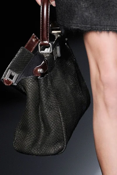 Look 19
